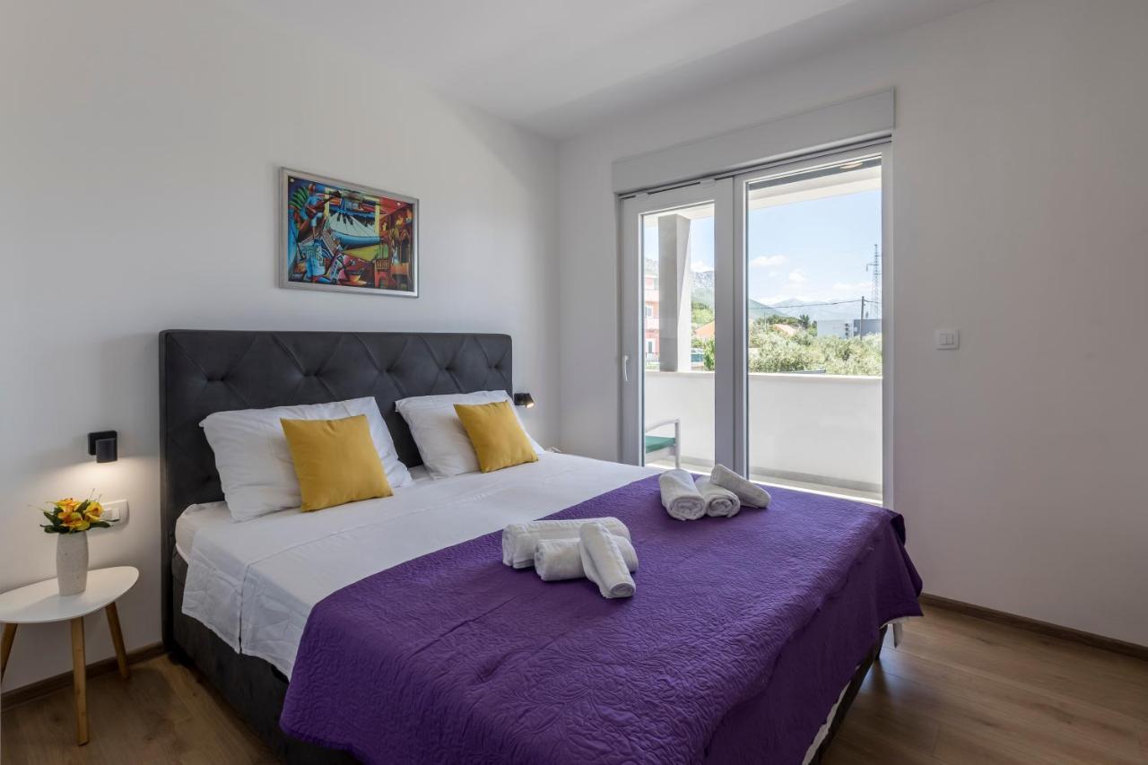 Luxury Villa La Nonna Ana - Heated Pool, Sea View, Near Split Kaštela Exterior foto